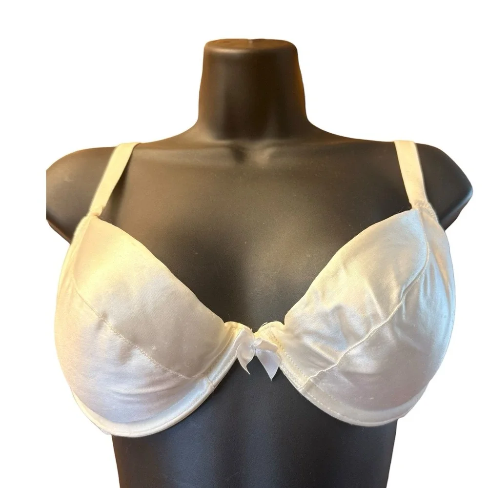 Vintage Victoria's Secret The Miracle Bra 34D White Satin Shiny Padded Push Up
